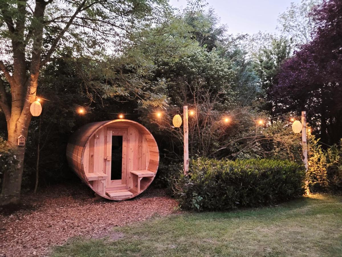 Bohemian Wellness Met Hottub & Sauna Ewijk Exterior photo